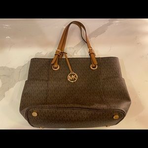 Large Micheal Kors Tote